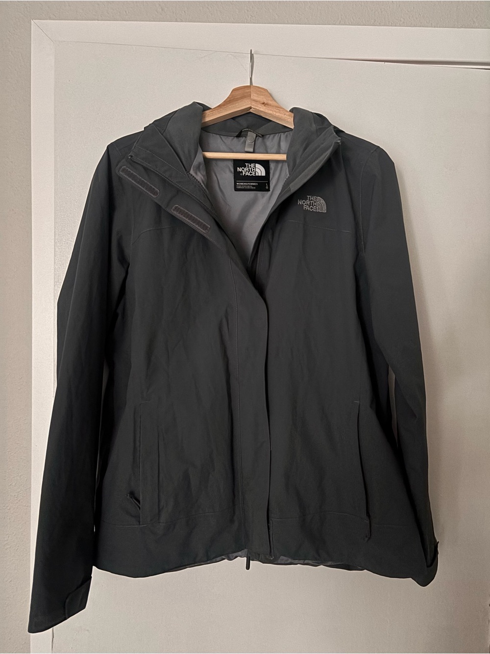 The North Face Women's Hooded Ski Shell Jacket - Black